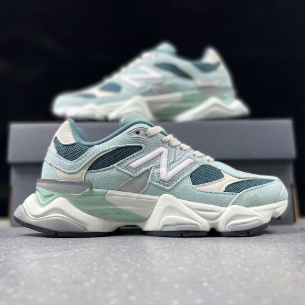 9060 Series New Balance Green Sports Shoes